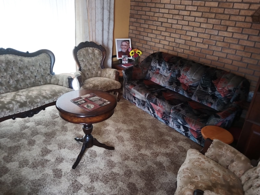 3 Bedroom Property for Sale in Heiderand Western Cape